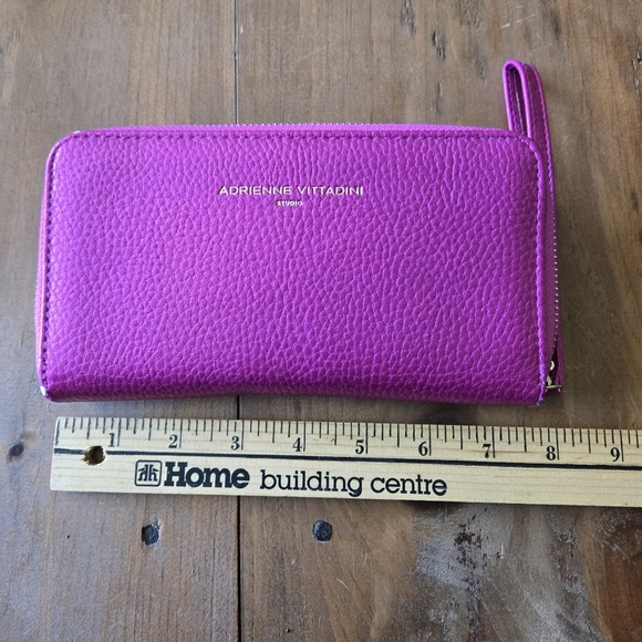 Adrienne Vittadini Pink Women's Charging Wallet - Picture 11 of 14
